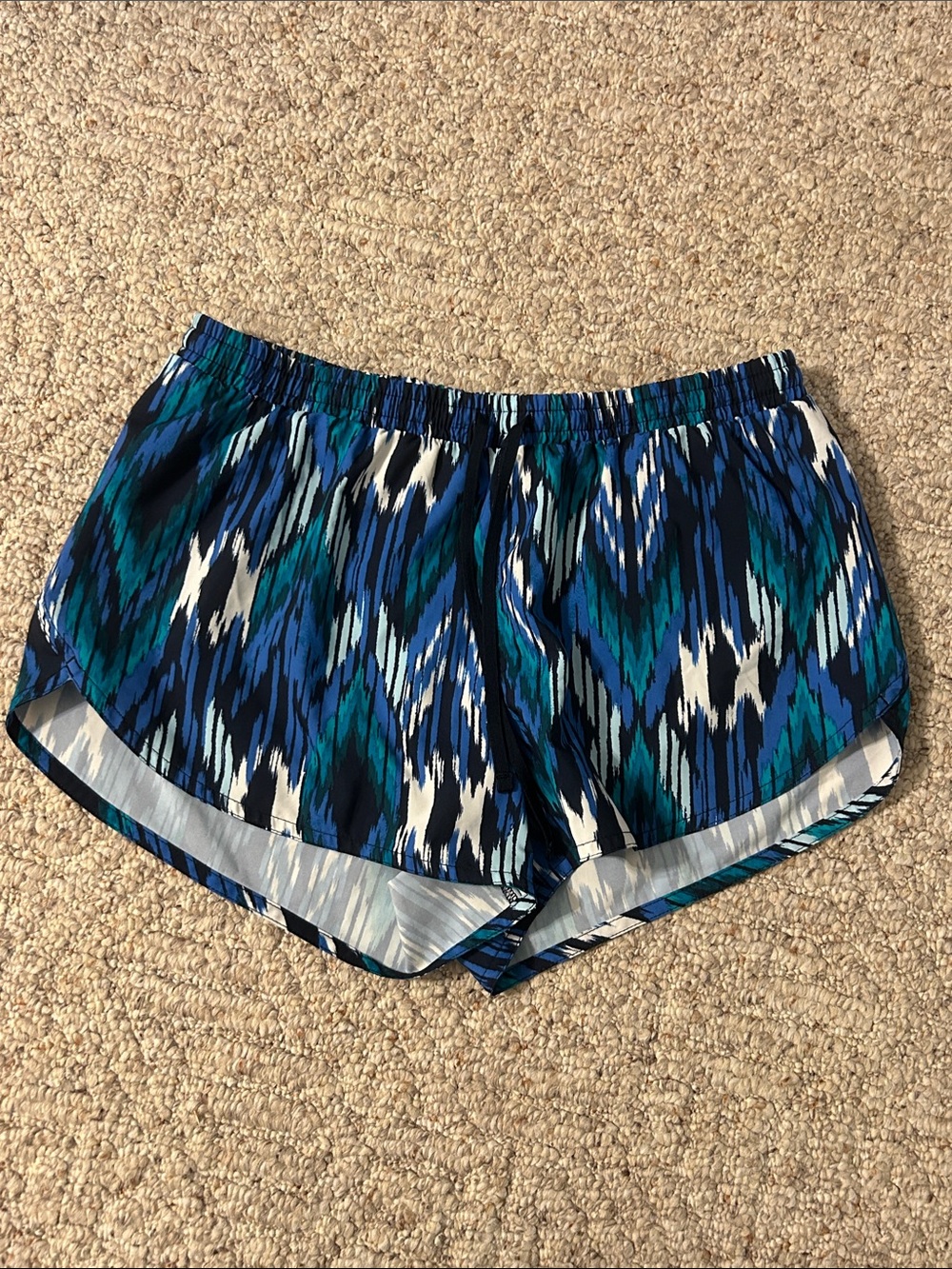 Old Navy Blue Teal Print Women's Athletic Shorts Medium